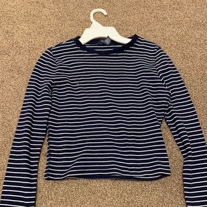 long sleeve crop top